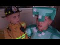 WHO TAKES OUR HALLOWEEN CANDY?! -- Family Fun Pack Skit