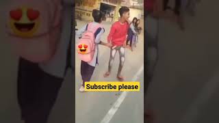 School Girl S Propose Boy In Road