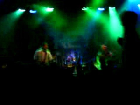 Atreyu-THE CRIMSON (live while moshing) 15/10/08