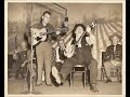 Keep My Skillit Good and Greasy - Stringbean & Uncle Dave Macon & Woody Guthrie