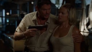 Mixed Fight Female Vs Male Woman Scientist Fights Off Mercenary