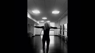Babyg Tweerk Dance