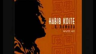 Watch Habib Koite Barra video