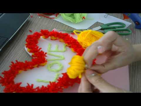 Làm khung tranh treo tường bằng len tại nhà không khó như bạn nghĩ