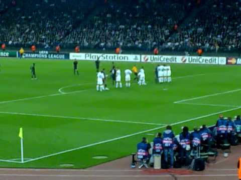 cristiano ronaldo real madrid 2011 free kick. Cristiano Ronaldo Freekick