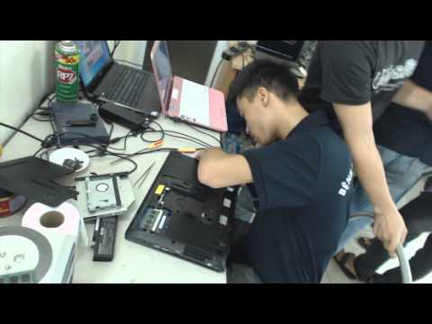 Hướng dẫn vệ sinh Laptop Samsung R428