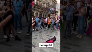 Taksim Sokak Sanatçıları Okudu Turistleri Hayrete Düşürdü