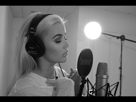 Never Love Again - Lady Gaga | Live Cover By Aimรฉe