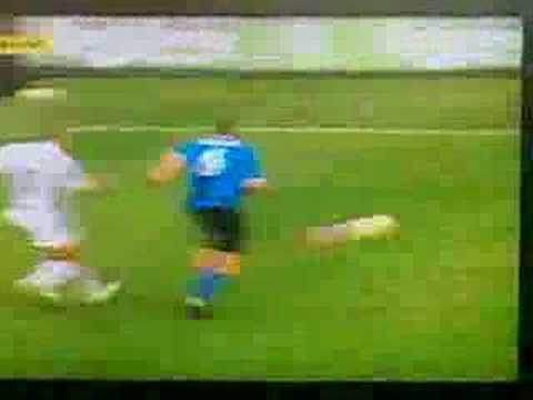 Wayne Rooney Goal 2011