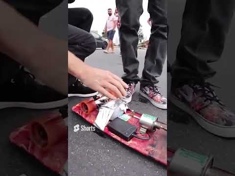 We skated a flamethrower skateboard?!?! 🔥