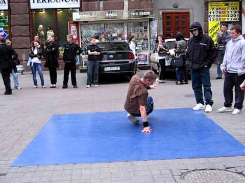 break dance, крещатик, киев, обед