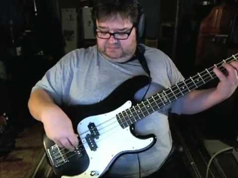 ESP LTD Vintage 204 Bass - Review