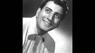 Watch Tony Bennett While Were Young video