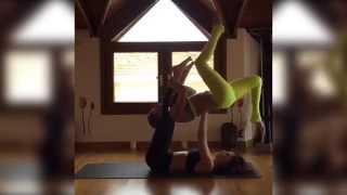 Gizem Özdem ile Akrobatik Yoga