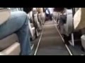 Videos: pasajeros someten a alterado piloto de avión en Las Vegas