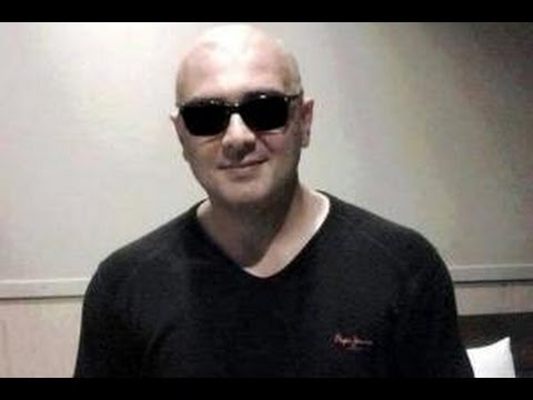 Ajith and Veeram director Siva have tonsured their heads | Hot...