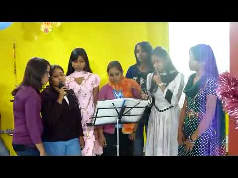 Hum Naye Geet Sunayen Hum Naye by Girls