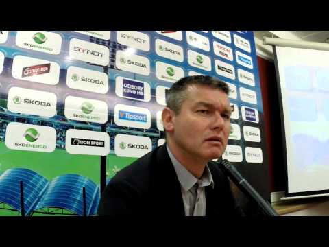 Tiskov konference po utkn v Mlad Boleslavi (19.9.2015)
