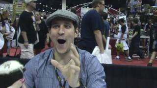 Megacon: My gift to Travis!