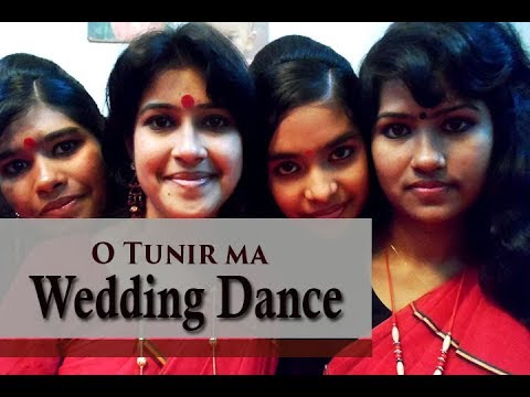 Wedding Dance (O Tunir Ma) Pabna Bangladesh.