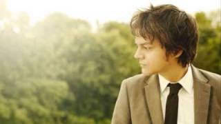 Watch Jamie Cullum Just One Of Those Things video