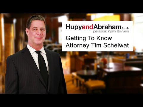 Attorney Timothy W. Schelwat has been practicing with Hupy and Abraham since 2002. He obtained his Bachelor of Arts in Political Science from the University of Hawaii at Manoa in 1994, and his Doctor of Jurisprudence from Drake University School of Law in 1997.