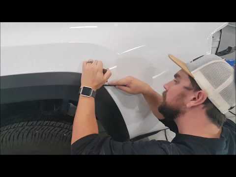 Watching video 2016 Toyota Tacoma Fender Flare Removal | How To
