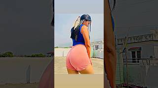Tight Feat Moti Chikni Gand