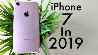 iPHONE 7 In 2019! (Still Worth It?) (Review)