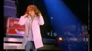 Watch Reba McEntire 9 To 5 video