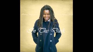 Watch Tracy Chapman In The Dark video