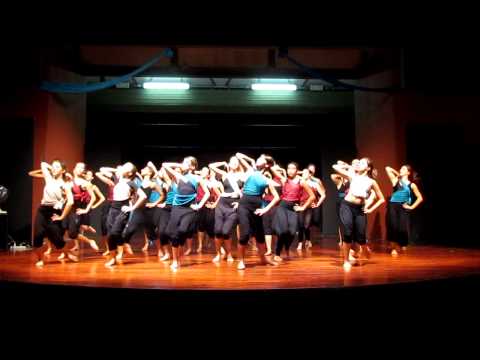Dola Re Dola rehearsal