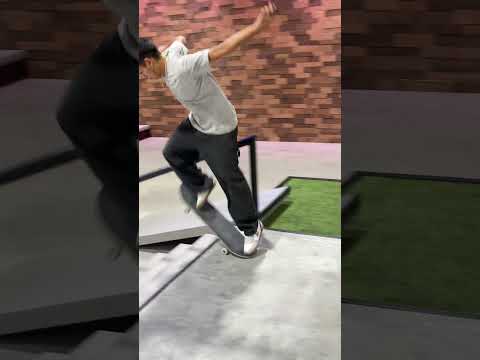 Jonny Hernandez backside overcrook