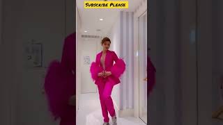 Urvashi Rautela Gorgeous