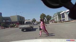 Видео Центральная улица - Исфара, Таджикистан.Видеорегистратор / Кучаи маркази шахри Исфара. от ROAD TO TAJIKISTAN, улица 8 Марта, Исфара, Таджикистан