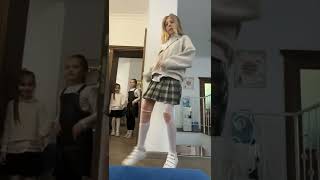 Порвались Колготки В Школе