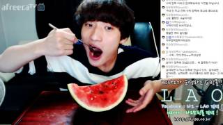아프리카Tv Bj라오 수박먹방