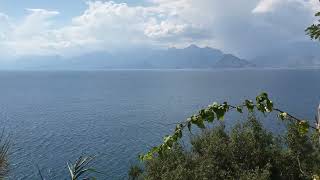 Beş Dakika Sakin Bir Deniz Izlemek Ister Misiniz?