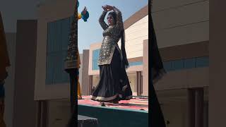 Tum Panchiyon De Mukhde Te Uda Rang Gulabi Ho Janda