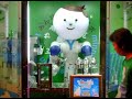 Yaskawa-kun Robot Sells Ice Cream In Japan （やすかわくんのソフトクリーム屋さん）