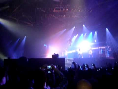 Armin van Buuren feat. Susana -- Desiderium 207 & Mirage [Susana LIVE performance]