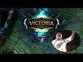 ABDALA Bucaram juega League of Legends
