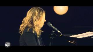 Watch Diana Krall A Case Of You video