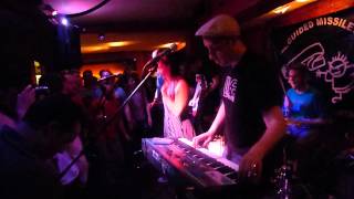 Watch Bis Monstarr video
