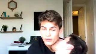 Jackson Giving Dylan A Hickey On Younow