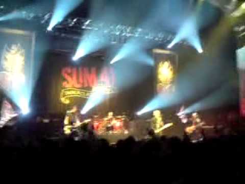 Sum 41 - Underclass Hero Live. 2011