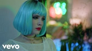 Клип Halsey - Ghost