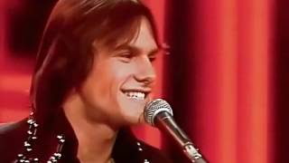 Watch KC  The Sunshine Band Shake Shake Shake video