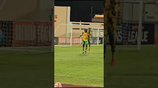 atMYcRH237E Video Image