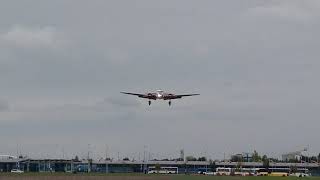 Lockheed Electra J.a. Bati - Landing At Lklt